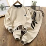 Boys 2-Piece Autumn and Winter Outfit